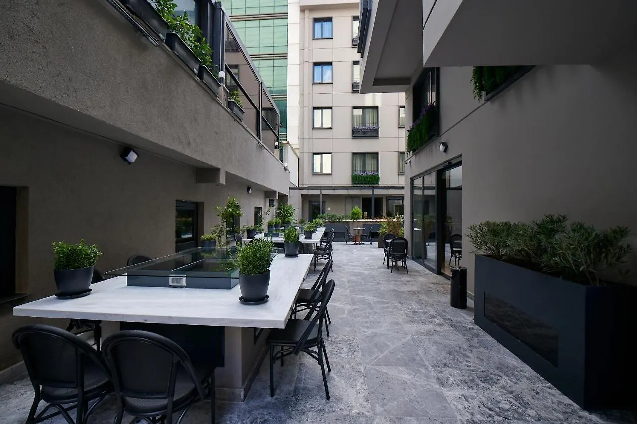 Livinton Istanbul Atasehir Hotel