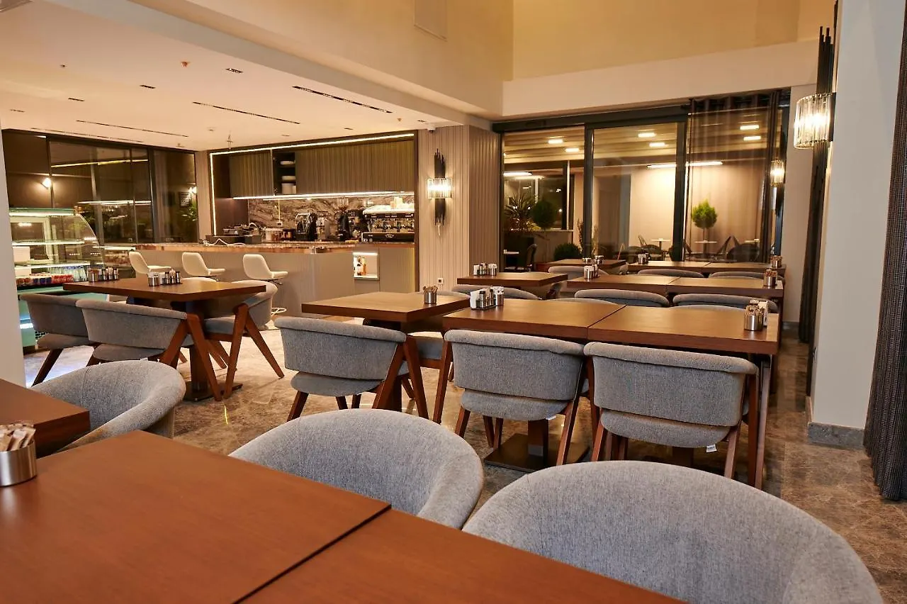 Livinton Istanbul Atasehir Hotel 0*,