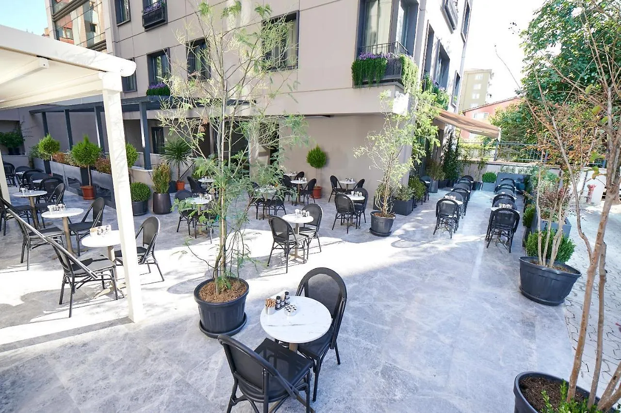 Livinton Istanbul Atasehir Hotel