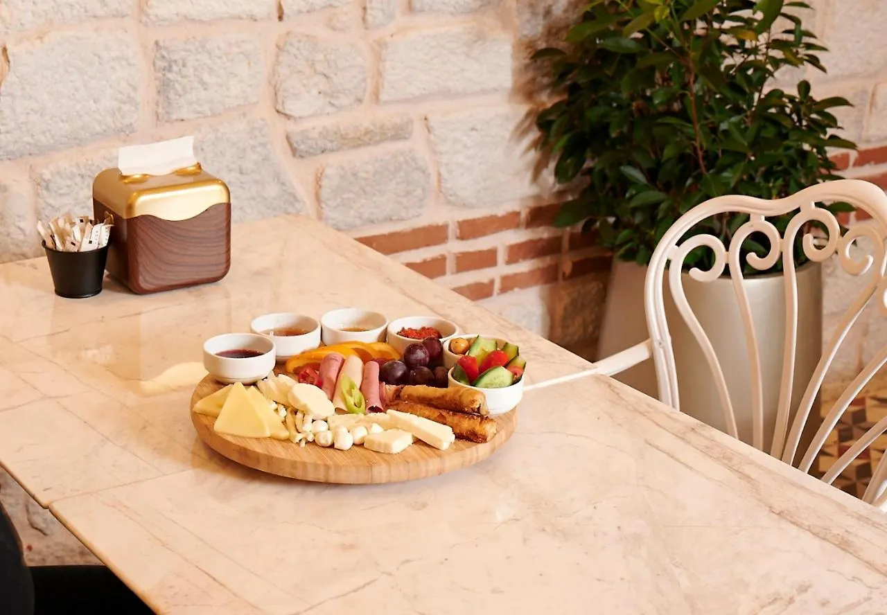 Livinton Istanbul Atasehir Hotel