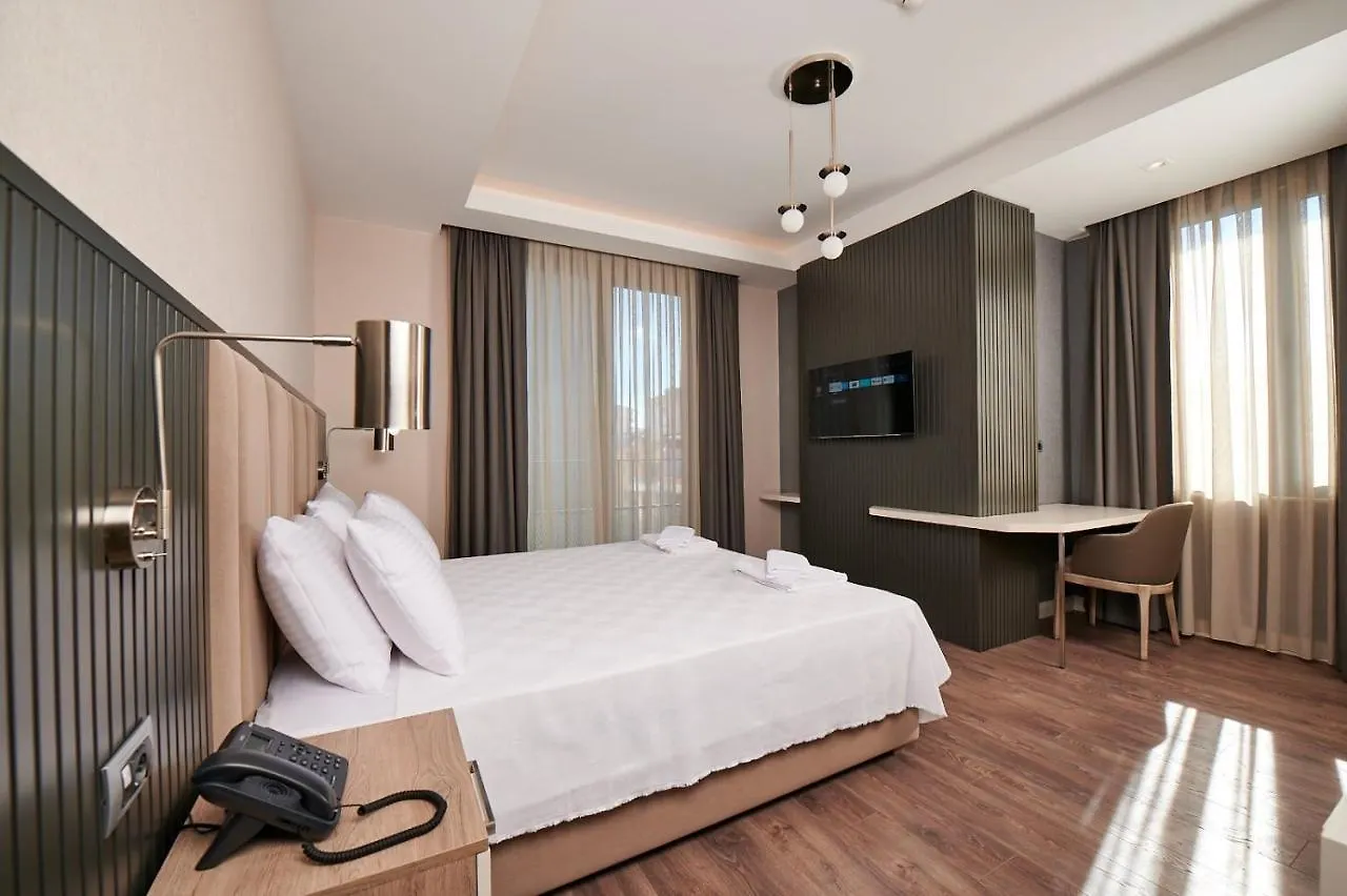 Livinton Istanbul Atasehir Hotel