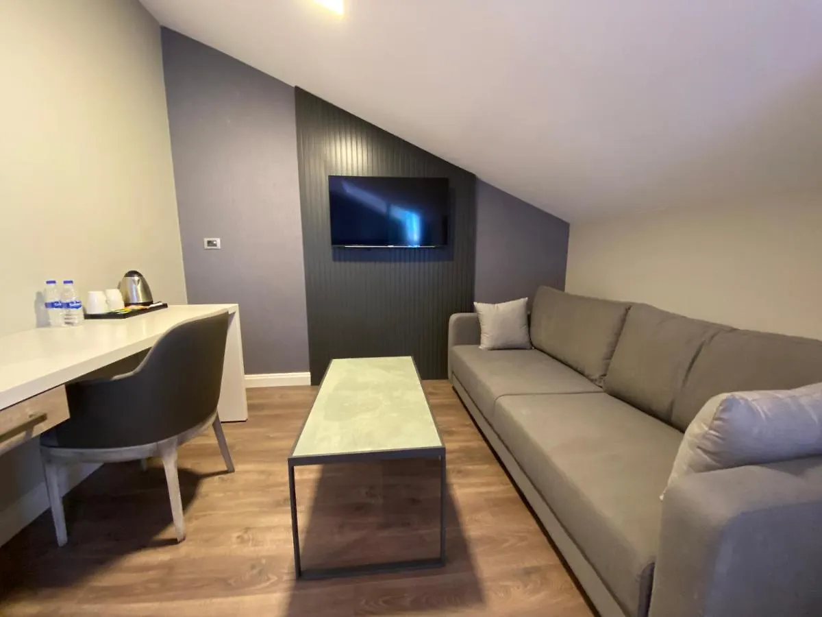 Livinton Istanbul Atasehir Hotel