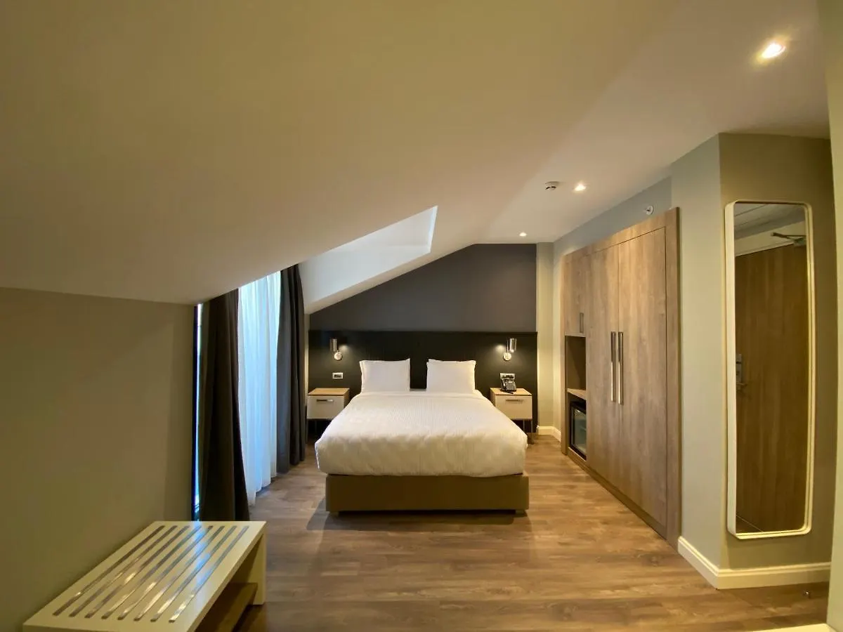 Livinton Istanbul Atasehir Hotel