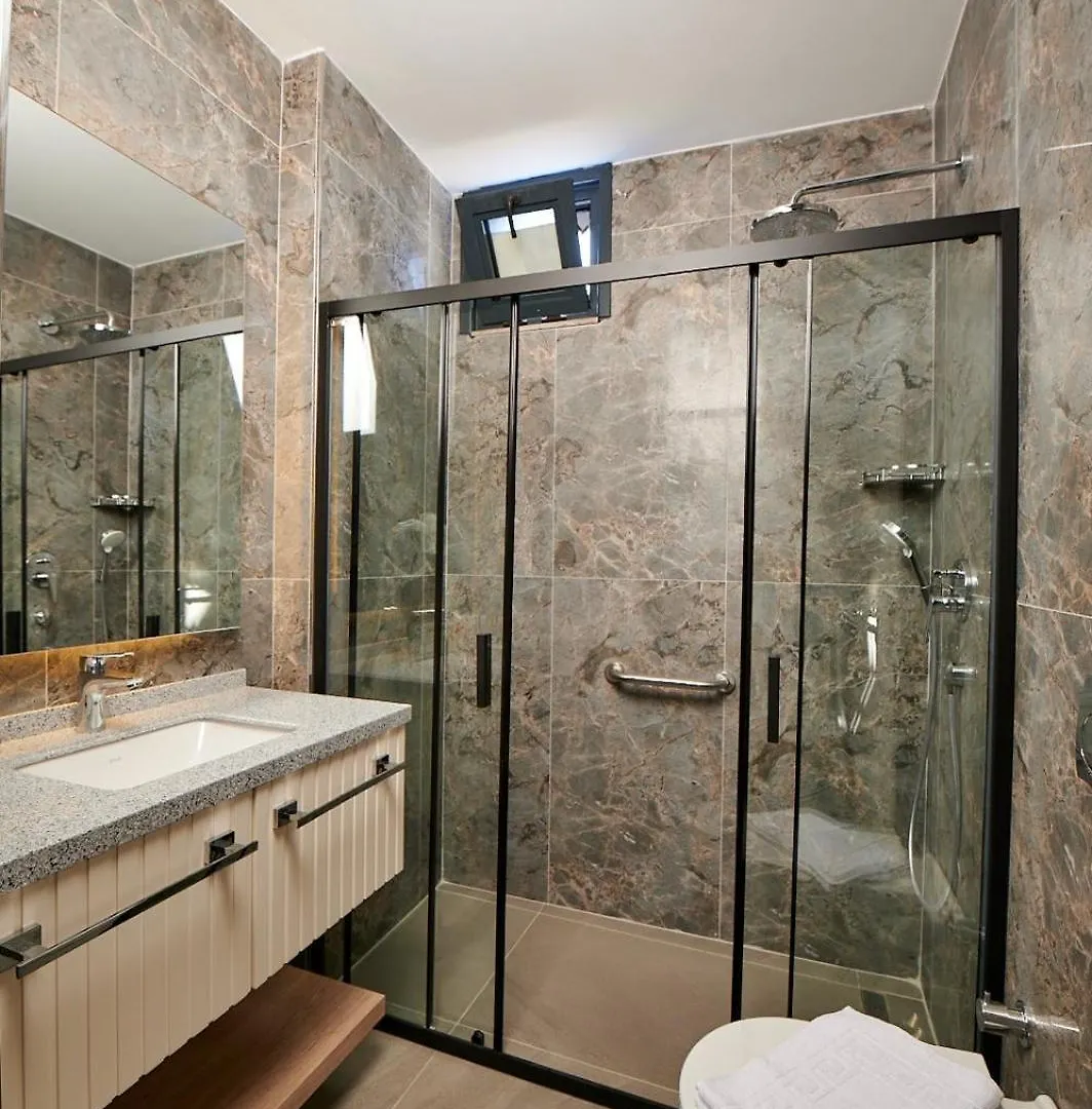 Livinton Istanbul Atasehir Hotel